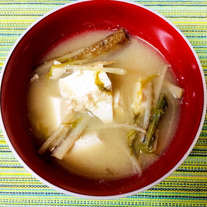 ごぼうと水菜とお豆腐のお味噌汁
